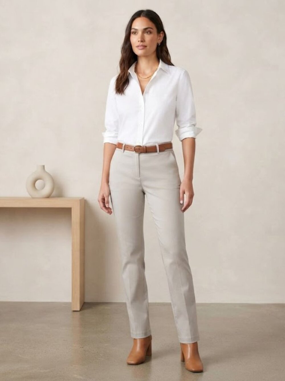 Bebe Lightweight Khaki Straight Leg Pants Grey Size 2